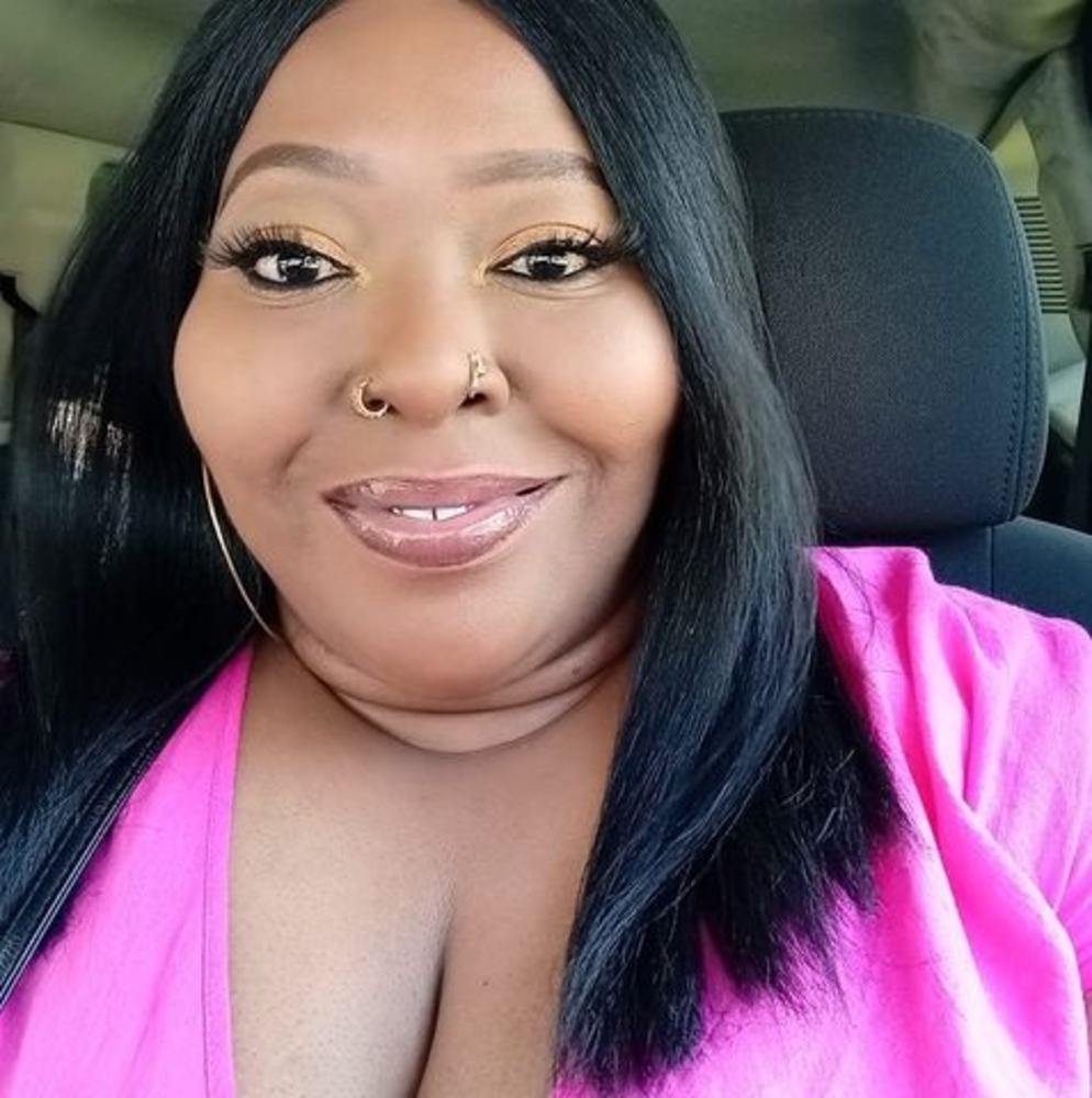 Meet your Posher, Iamjustmoni